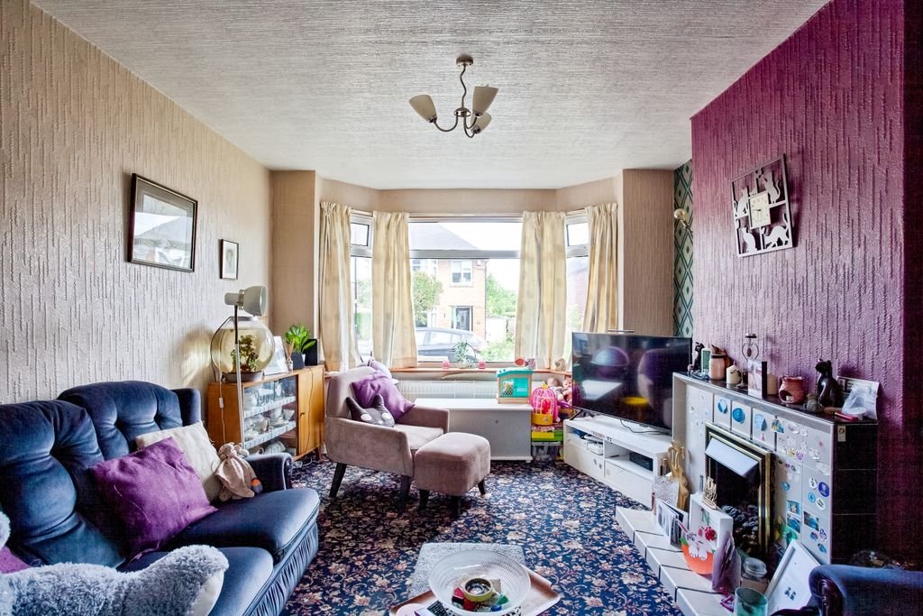 Property photo 3 of 20 Img_0203