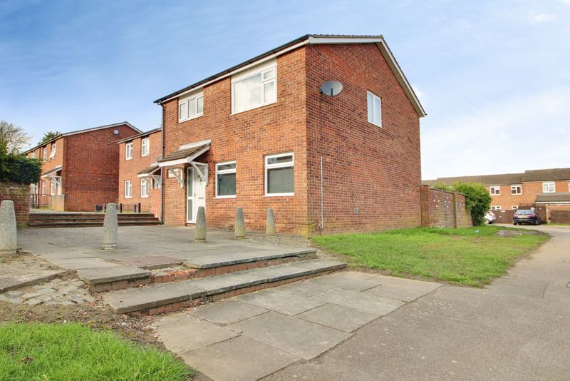 Property photo 1 of 14 Photo 11