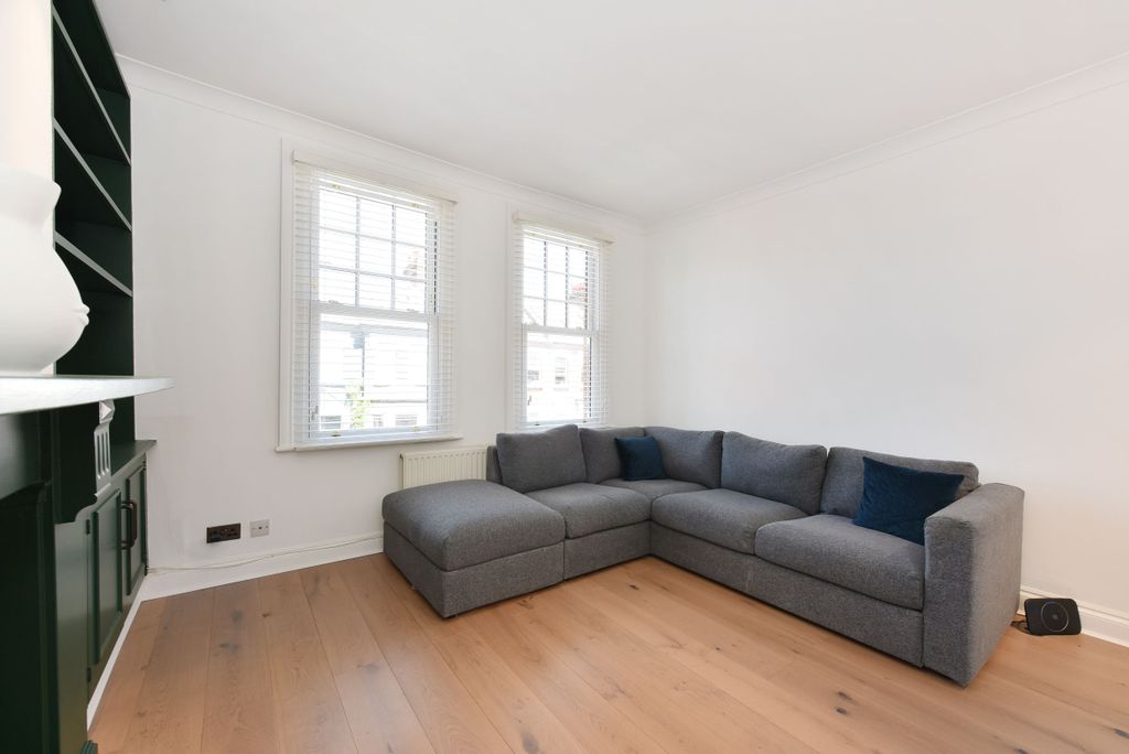 Property photo 3 of 11
