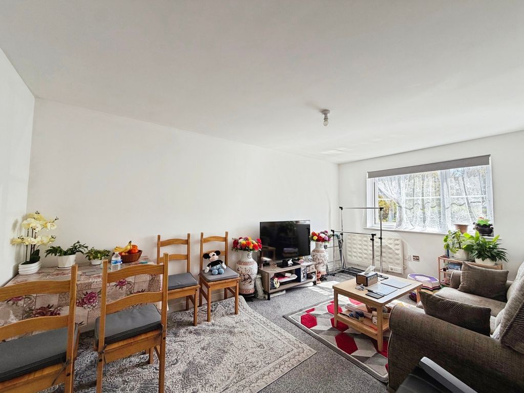 Property photo 2 of 7 Pbox-Img.Jpg