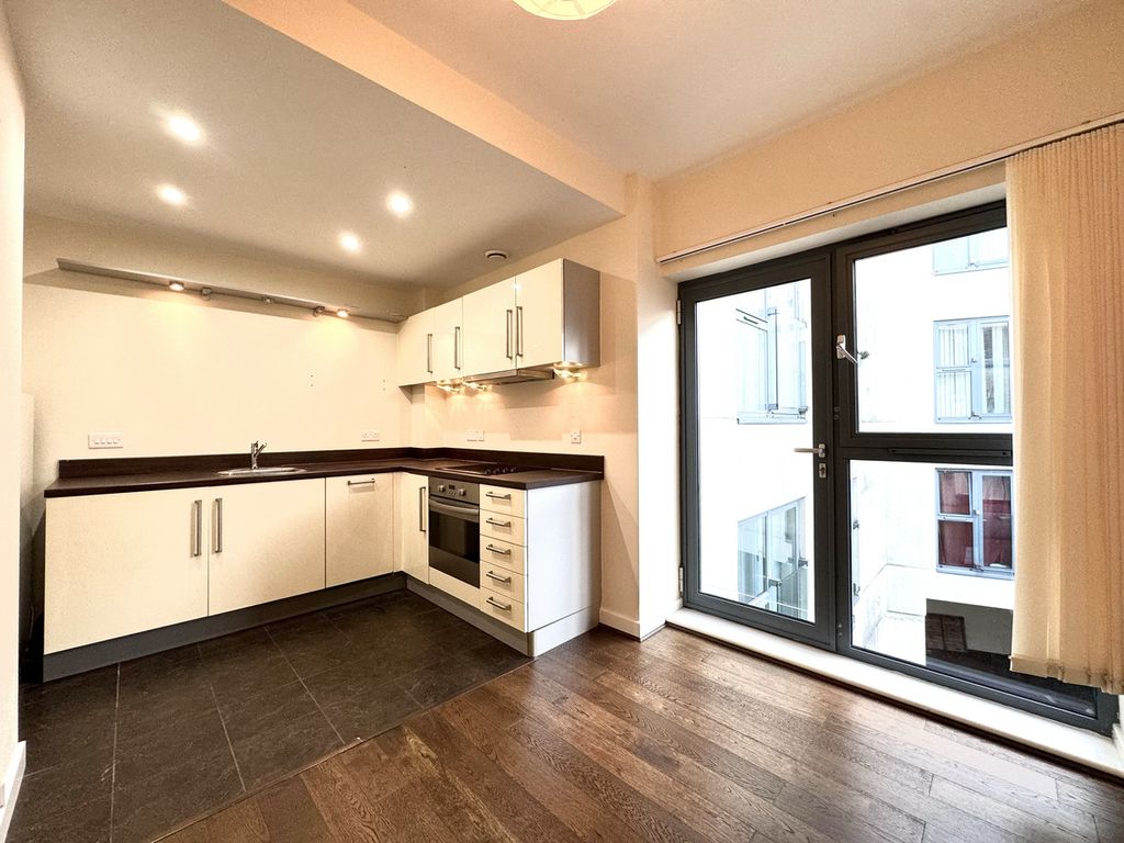 Property photo 3 of 5