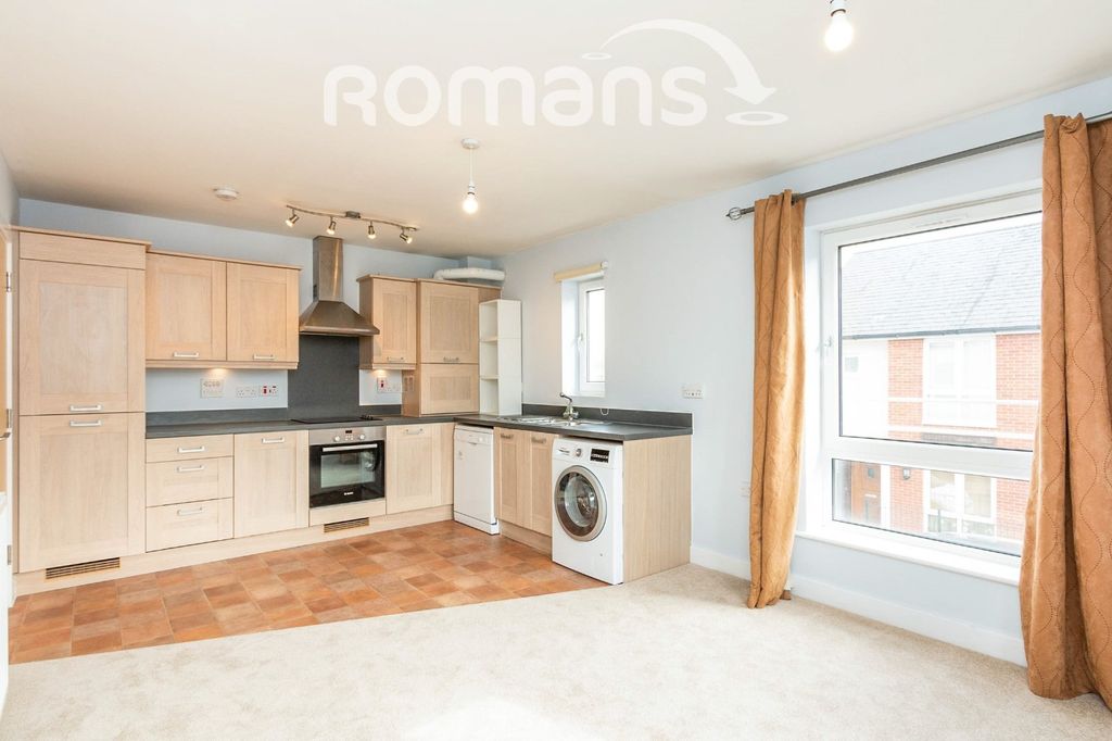 Property photo 3 of 10 Picture No. 04