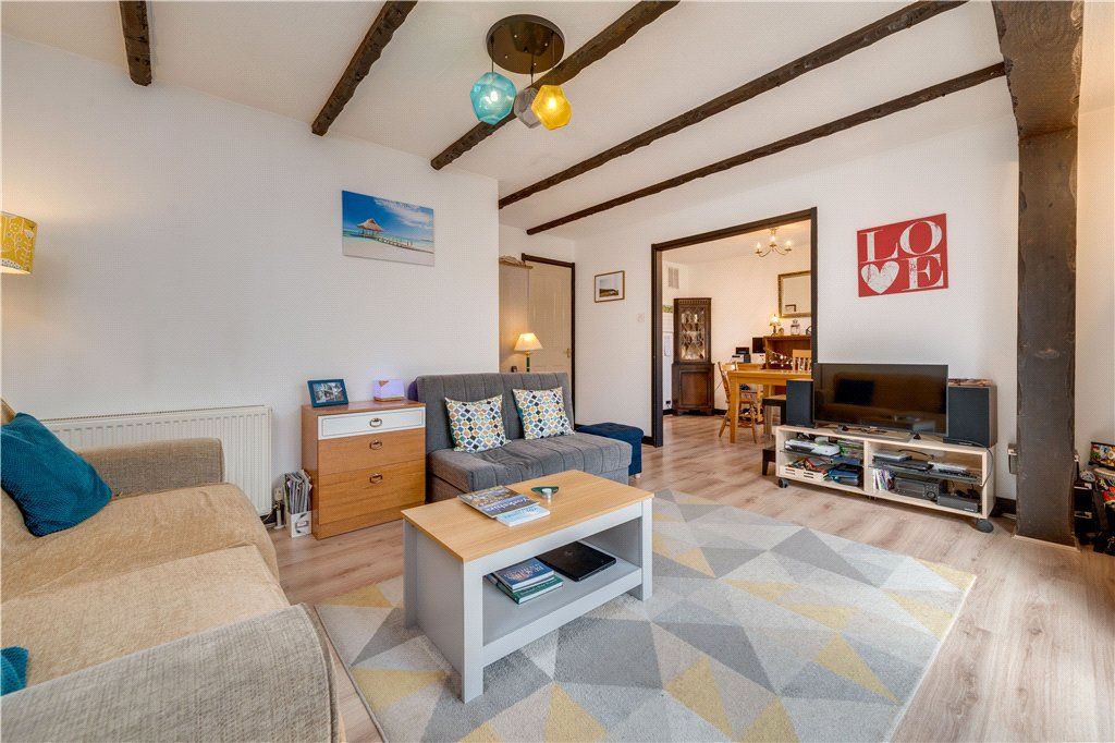 Property photo 3 of 15 Sitting Room