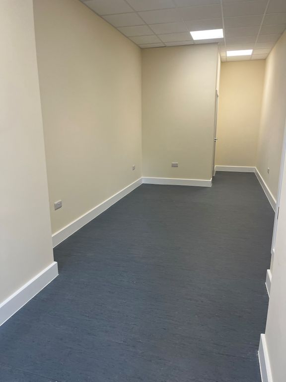 Property photo 3 of 4