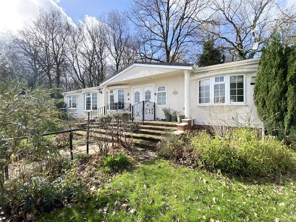 Property photo 1 of 25 Picture No. 24