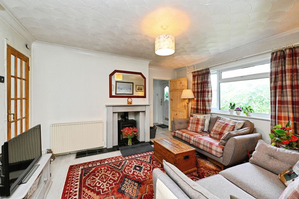 Property photo 2 of 29 Pbox-Img.Jpg