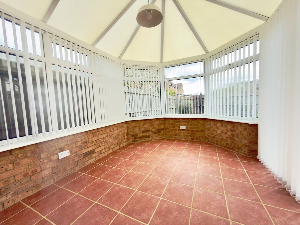 Property photo 2 of 25