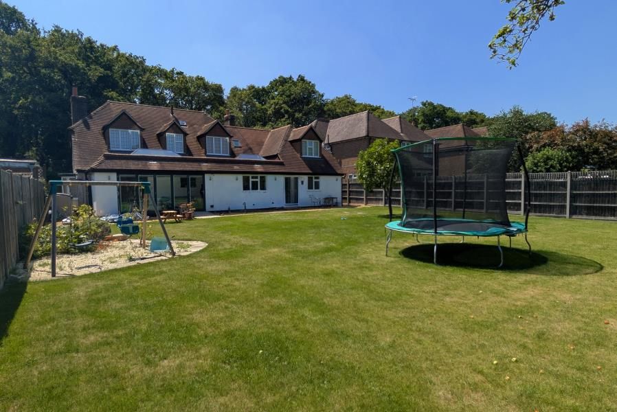 Property photo 1 of 25