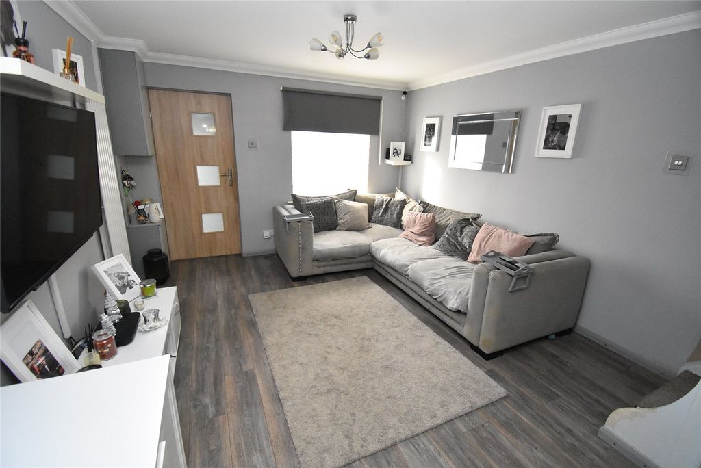 Property photo 2 of 13 Picture No. 04