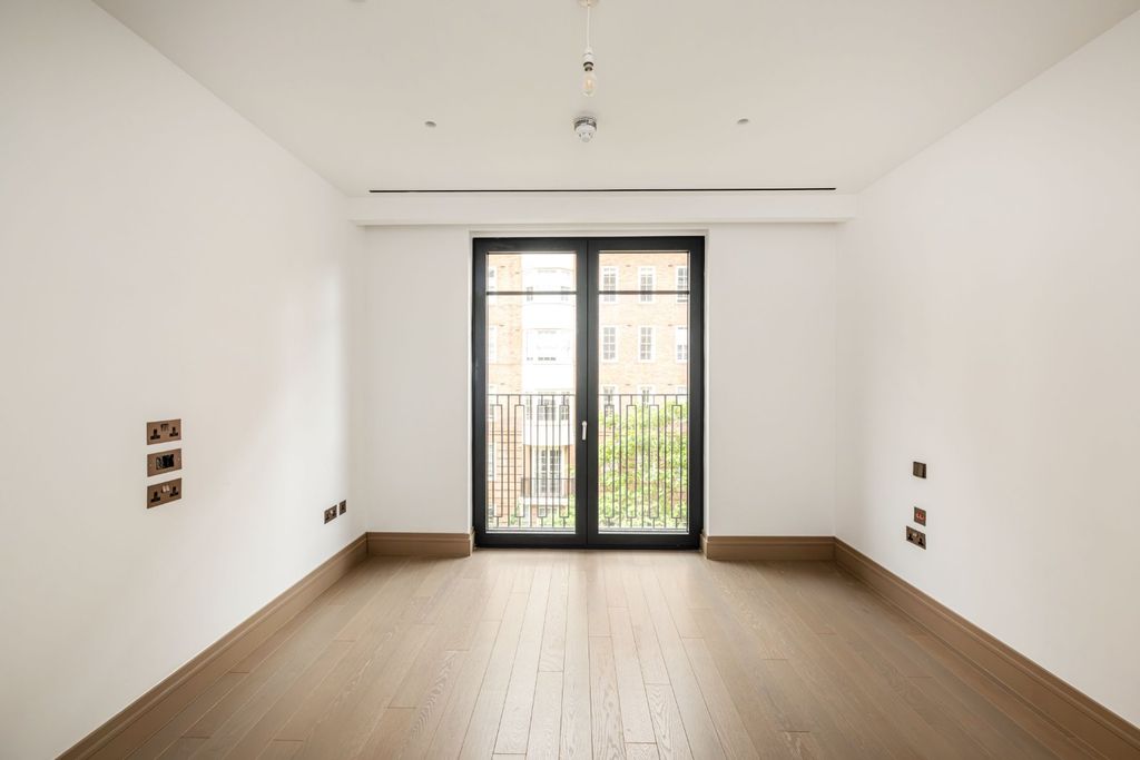 Property photo 2 of 26 Reception Room