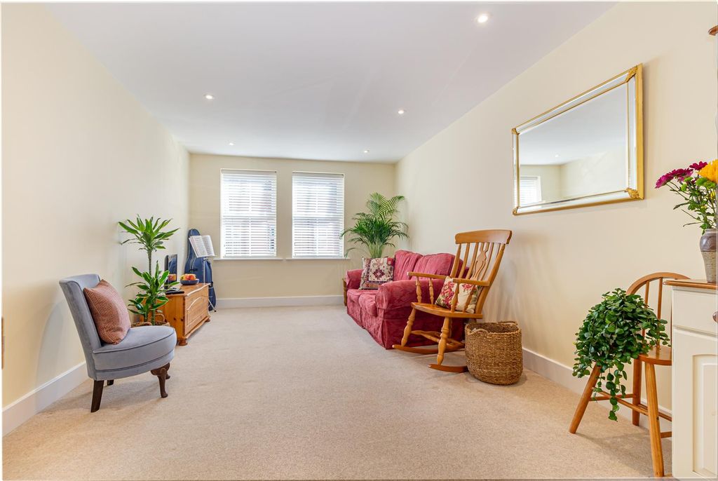 Property photo 3 of 20 Living-Room-2.Jpg