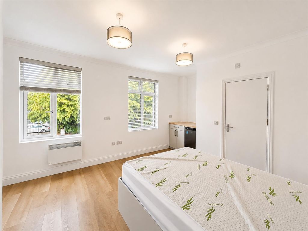 Property photo 2 of 8 5B6029B7-9196-428F-Bf51-A0E3Ac019028.Png