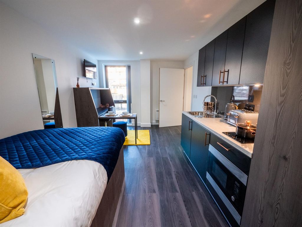 Property photo 1 of 30