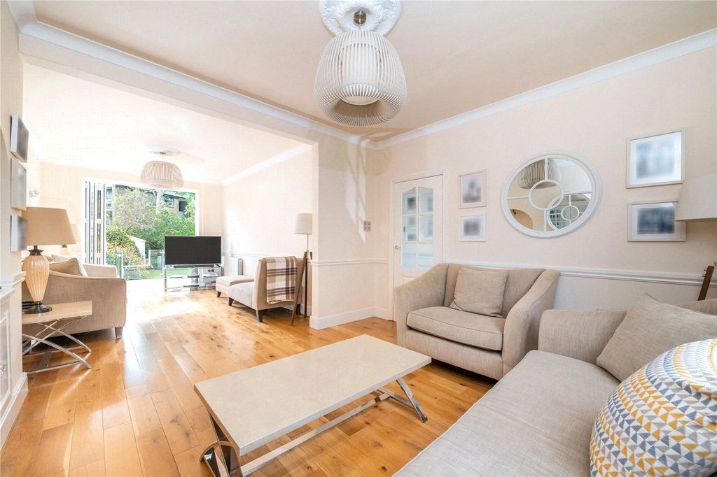 Property photo 3 of 22