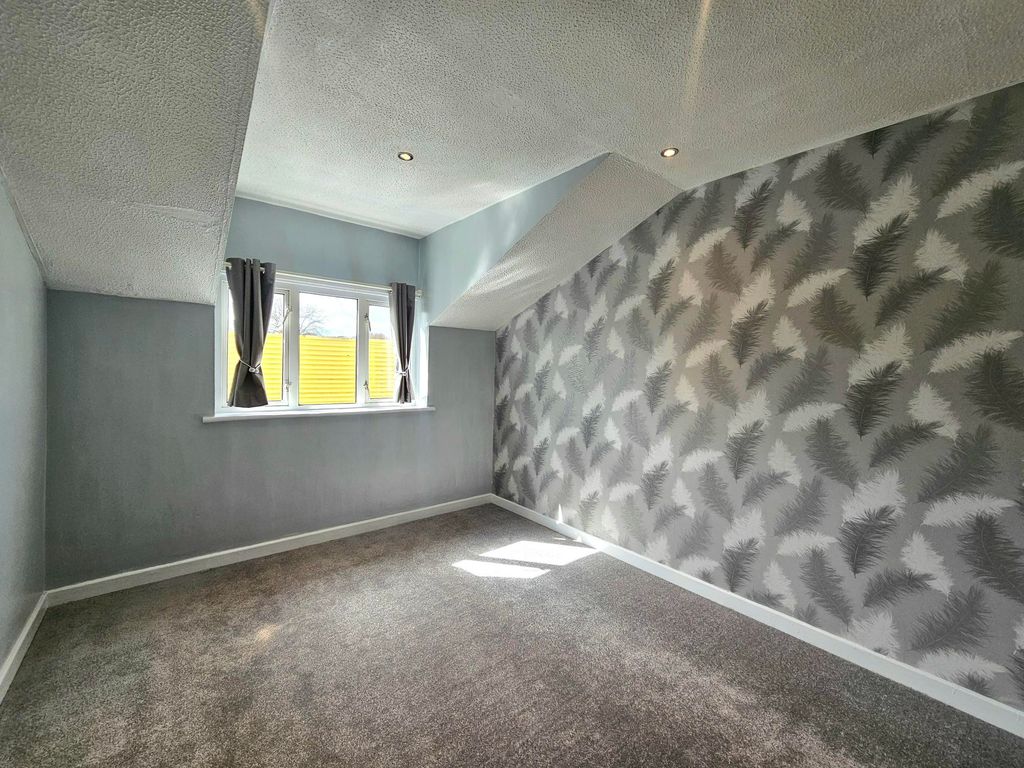 Property photo 3 of 5 Image