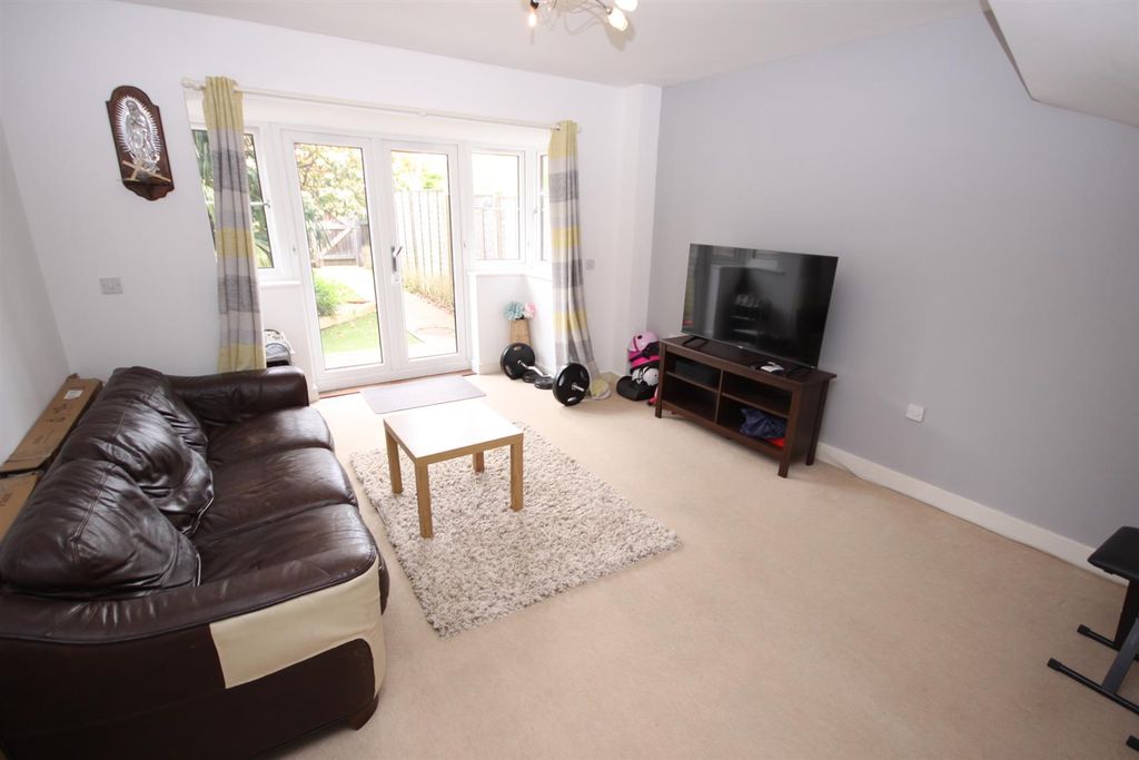 Property photo 2 of 11 Img_5149.Jpg