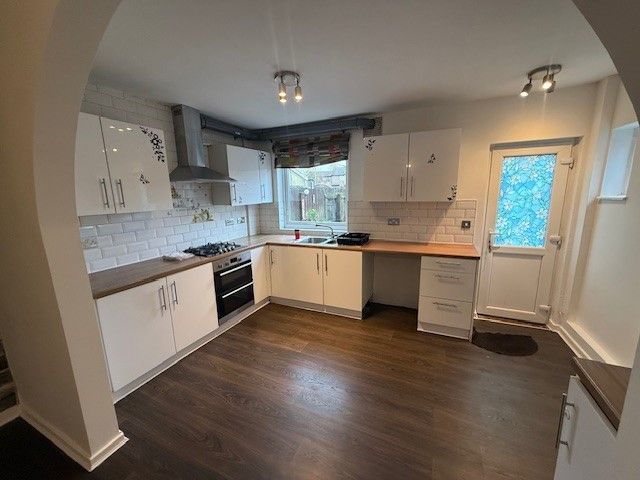 Property photo 1 of 11 Image