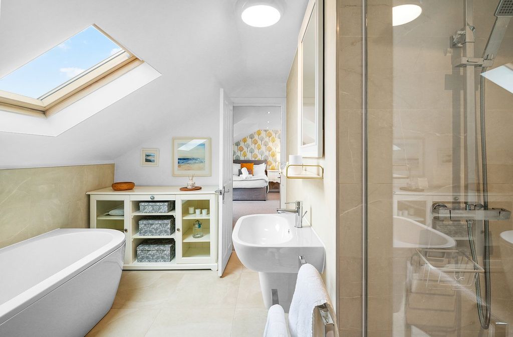 Additional image 24 of 2 bed flat for saleMonkton Road, Prestwick KA9