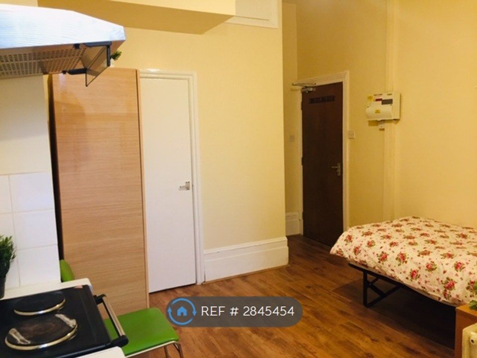 Property photo 3 of 5