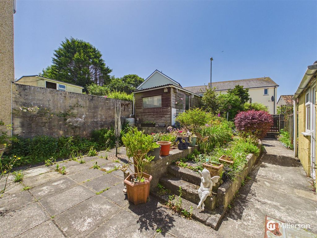 Property photo 3 of 14 Cam05092G0-Pr0211-Still003.Jpg