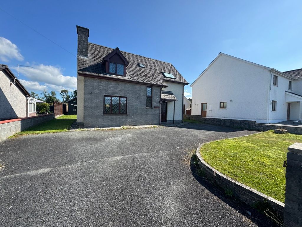 Property photo 3 of 36