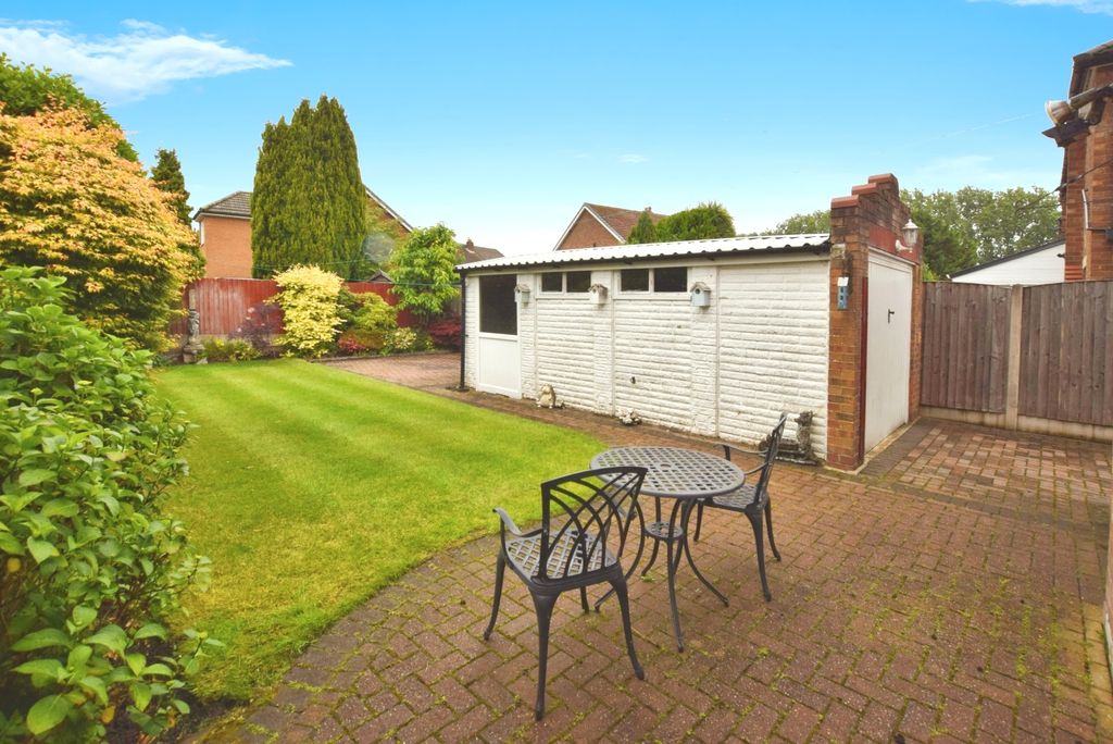 Property photo 2 of 12 Picture No. 35