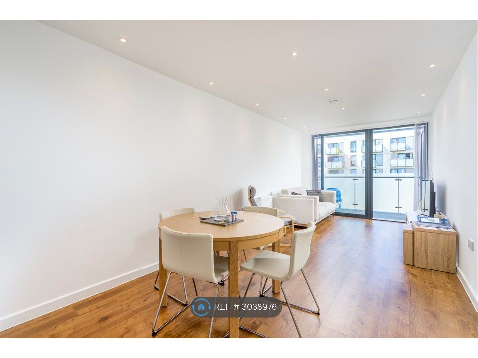 Property photo 2 of 10 Dining Area