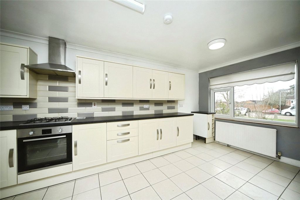 Property photo 3 of 17 Picture No. 04