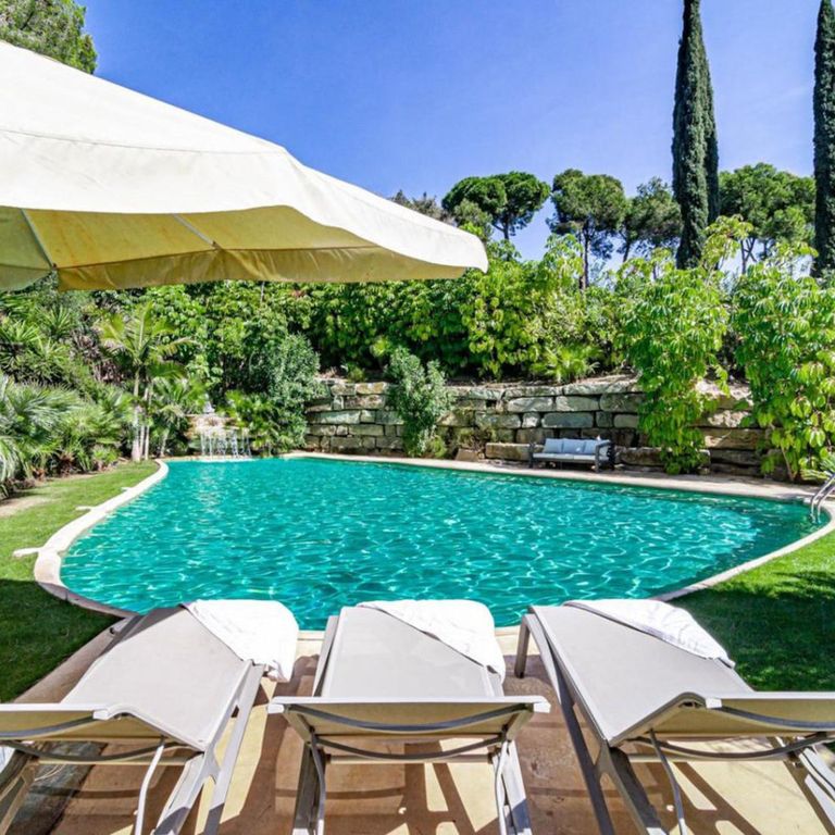 Property photo 1 of 22