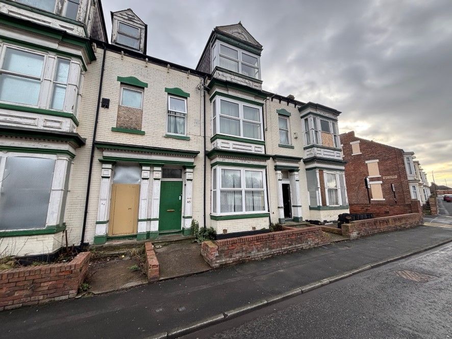 Property photo 1 of 3