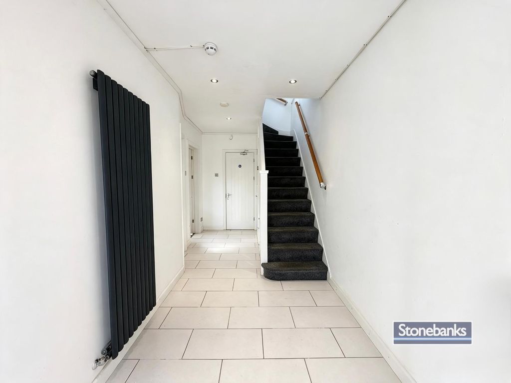 Property photo 2 of 11 12.Png