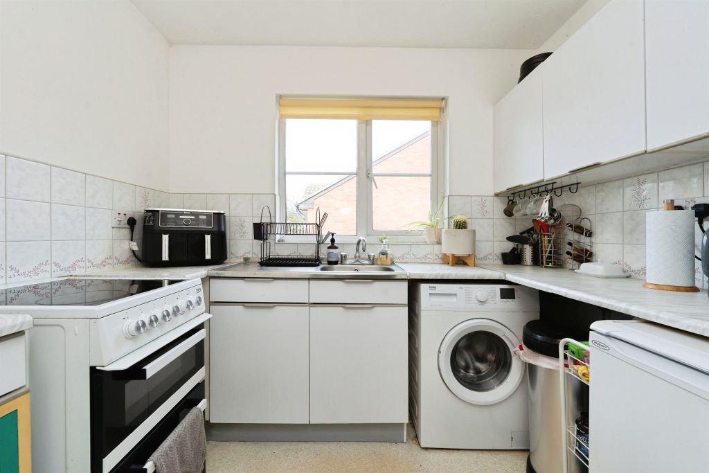 Property photo 3 of 19