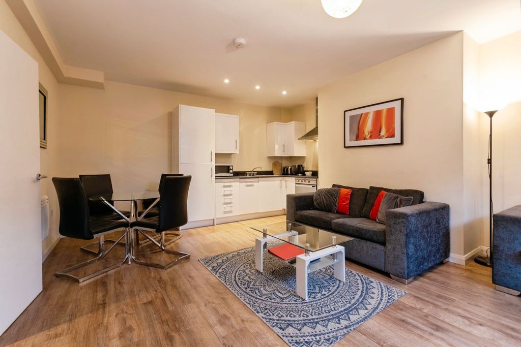 Property photo 2 of 13