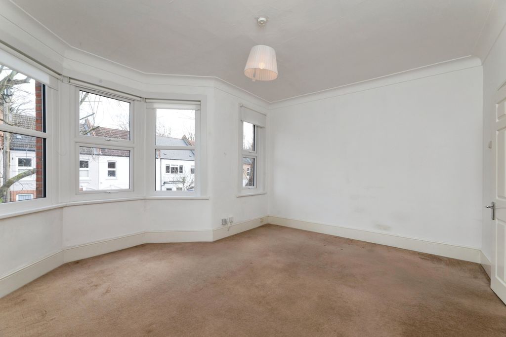 Property photo 3 of 16 2