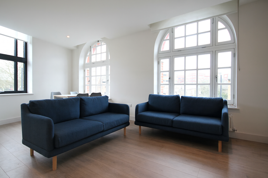 Property photo 1 of 9 Reception