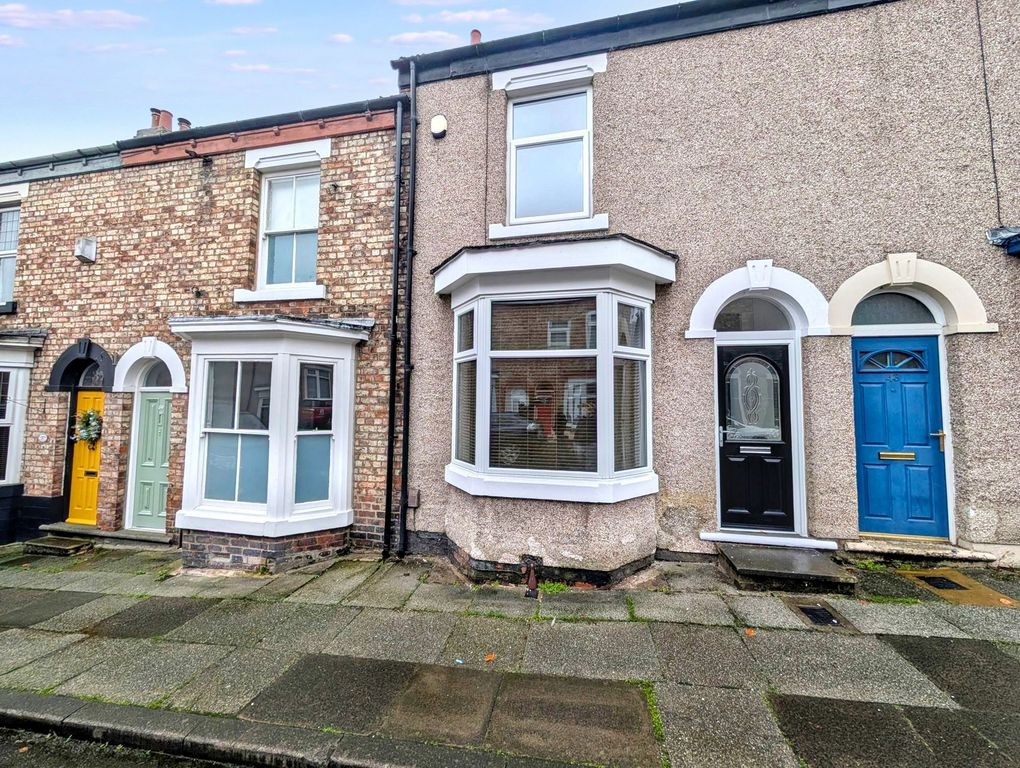 Property photo 1 of 12