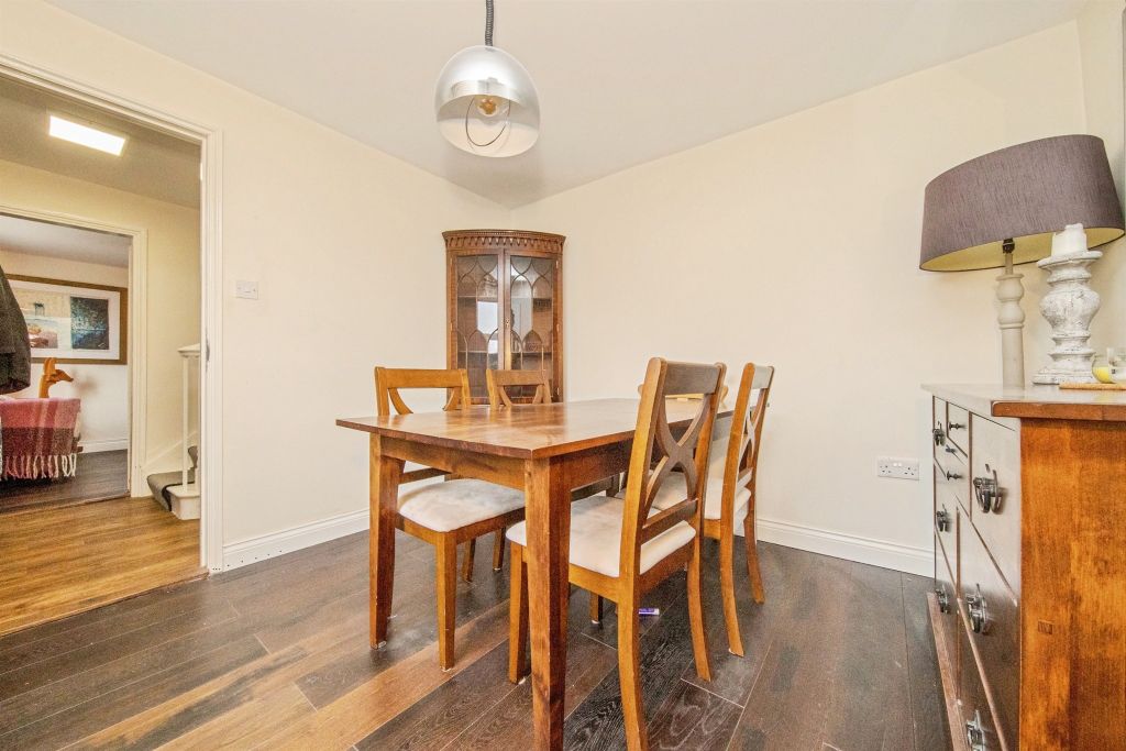 Property photo 3 of 24