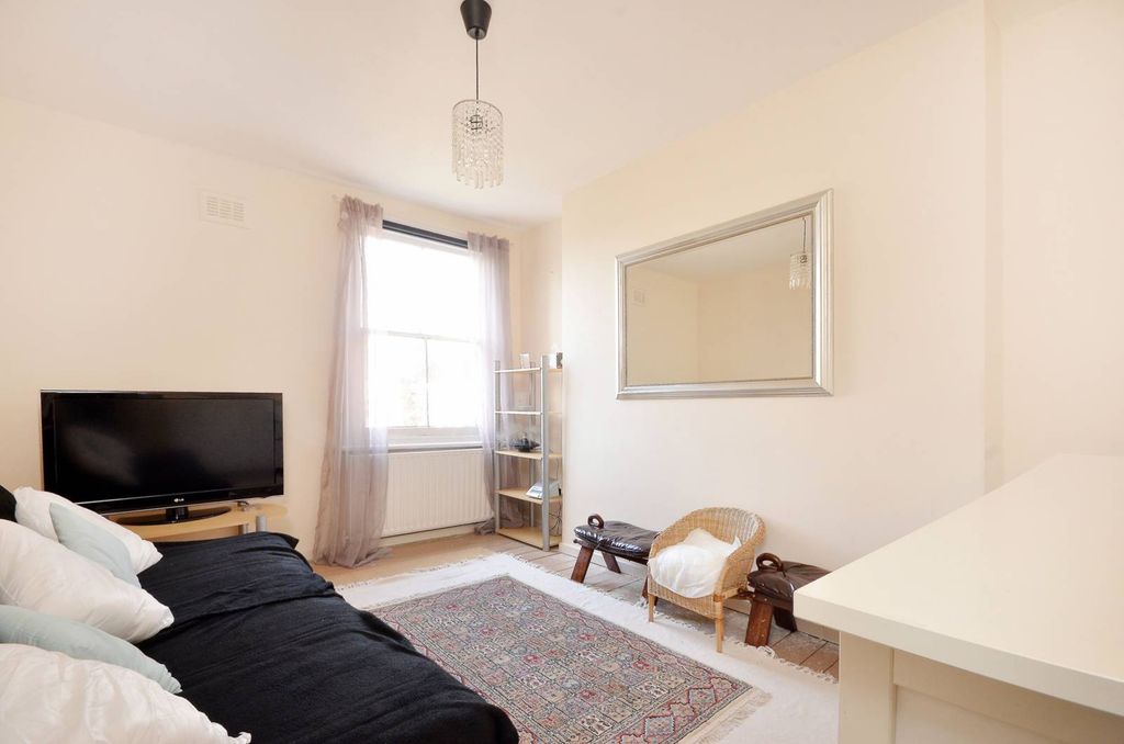 Property photo 1 of 4