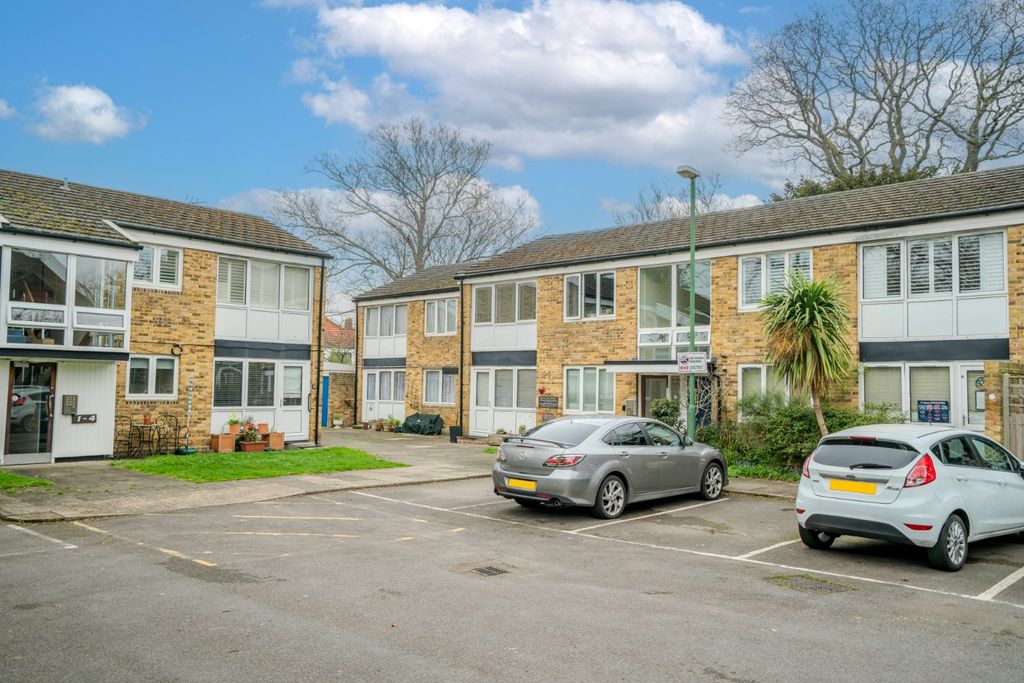 Property photo 1 of 11 Picture No. 02