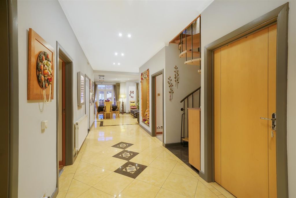 Property photo 2 of 12 53 District Road - 9Vlsbiwl9Rpokt75Uomq.Jpg