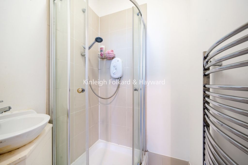 Property photo 3 of 4 2Afe856F-6866-411E-B