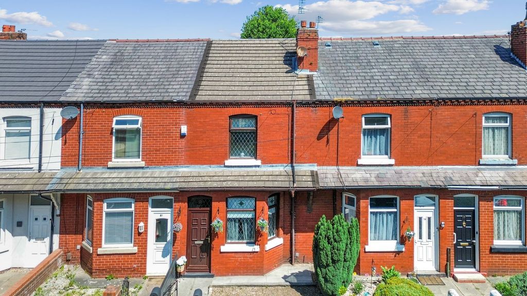 Property photo 1 of 17