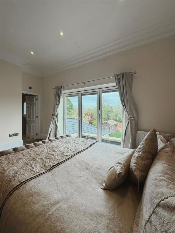 Additional image 20 of 6 bed property for saleMoorside North, Newcastle Upon Tyne NE4