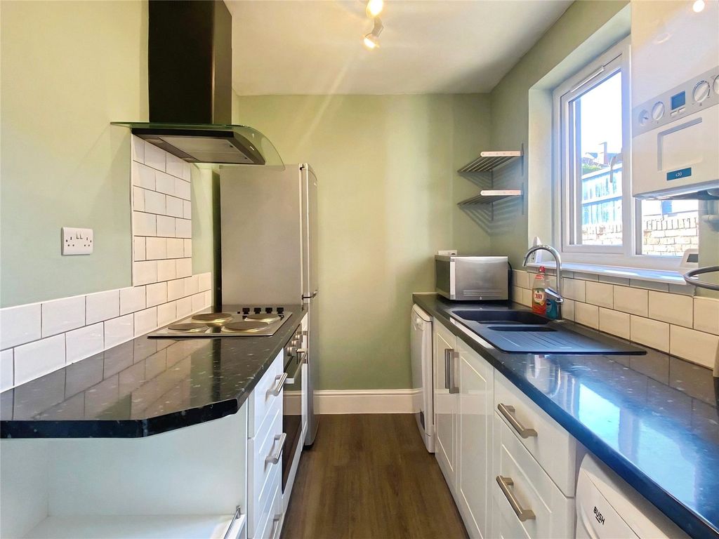 Property photo 2 of 13 Kitchen