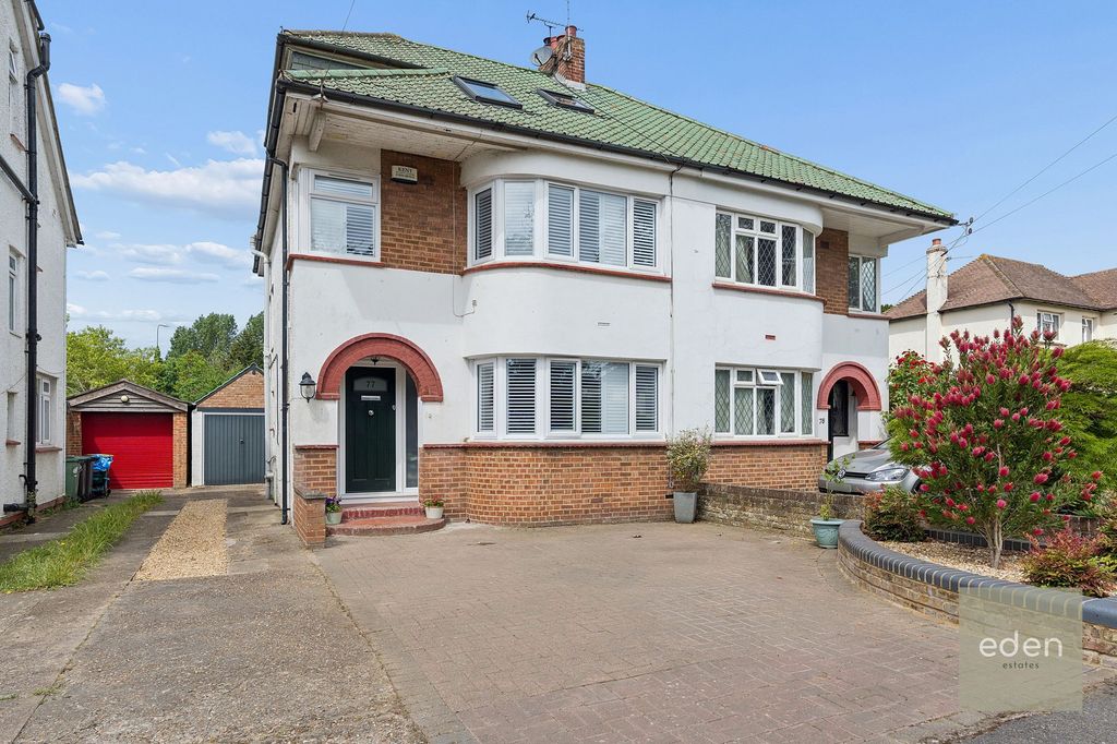 Property photo 1 of 23