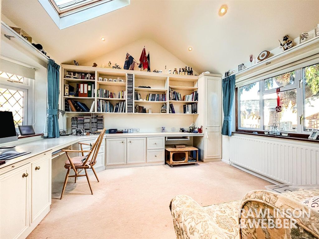 Property photo 3 of 18 Img_2617.Jpg