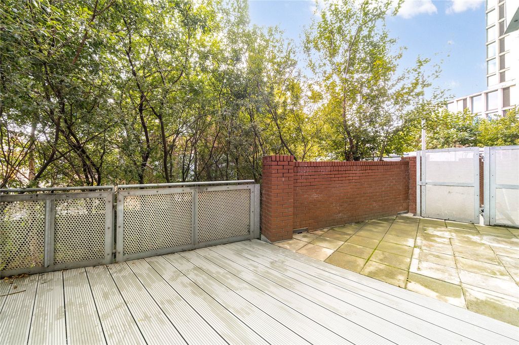 Property photo 3 of 6 Private Terrace