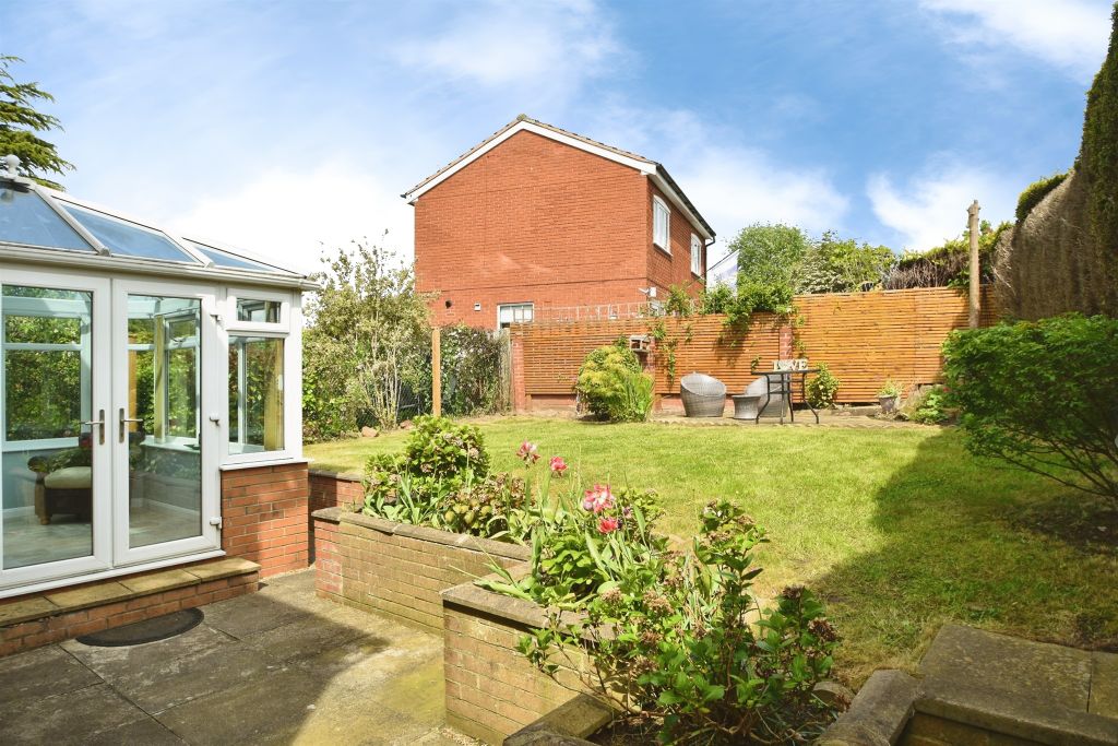 Property photo 2 of 13
