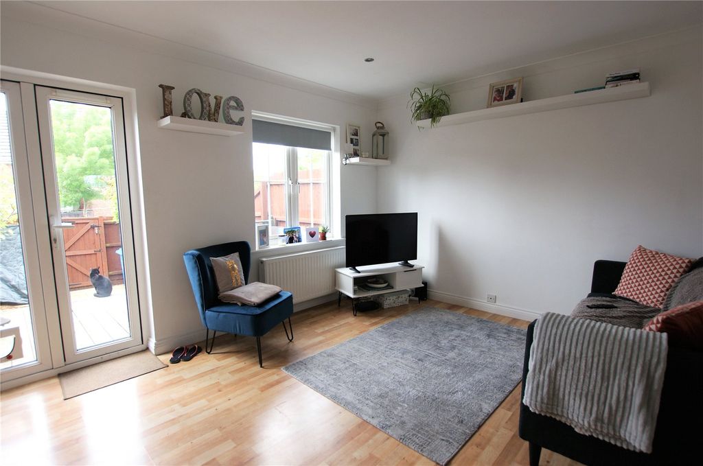 Property photo 3 of 7 Picture No. 04