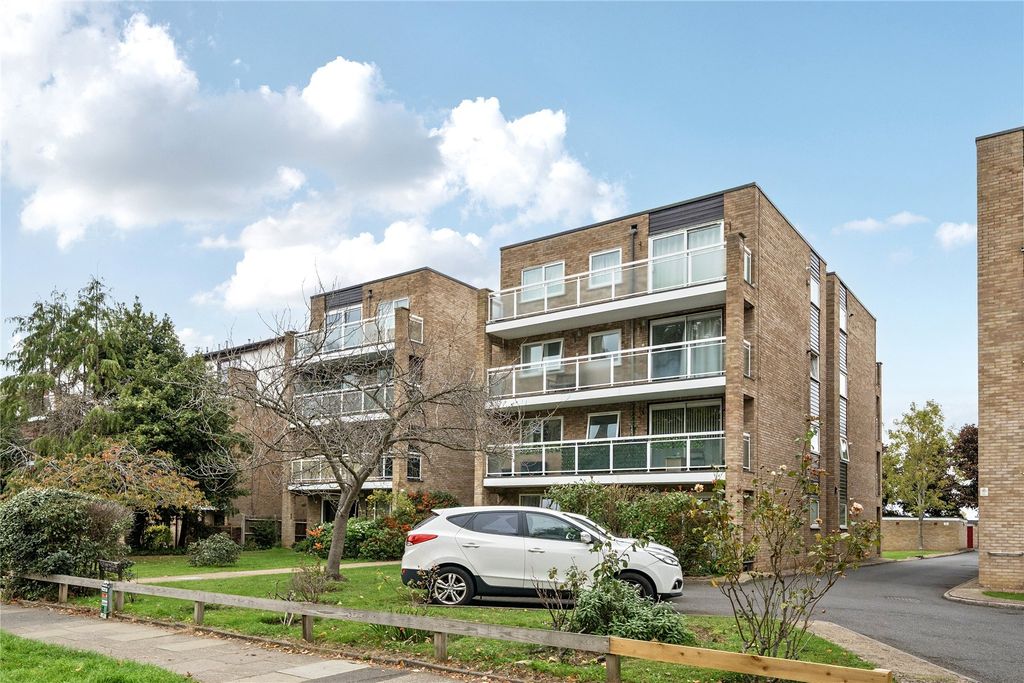 Property photo 2 of 15 Picture No. 04